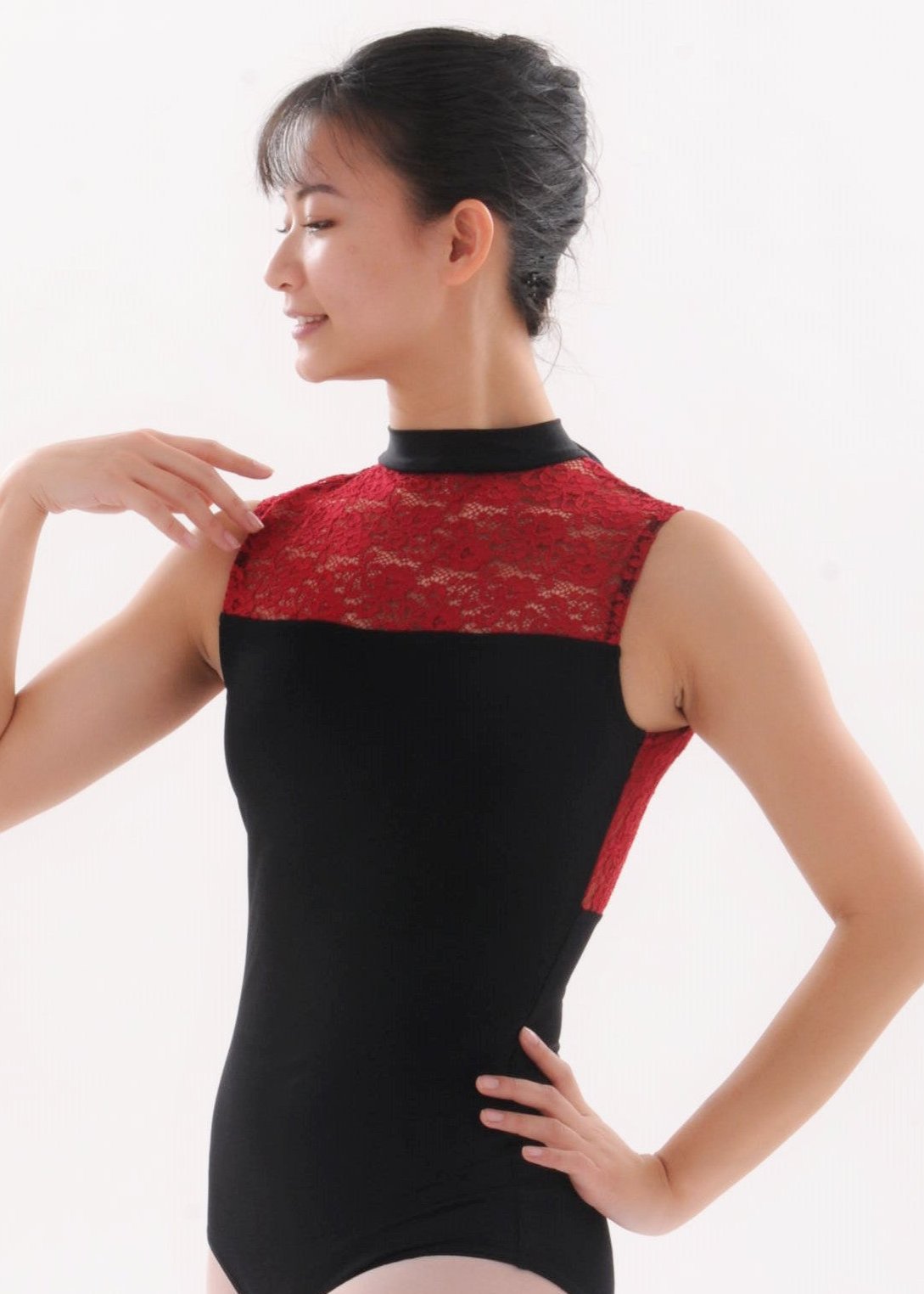 Satine Leotard - Turtleneck Lace Leotard with Back Bow red front