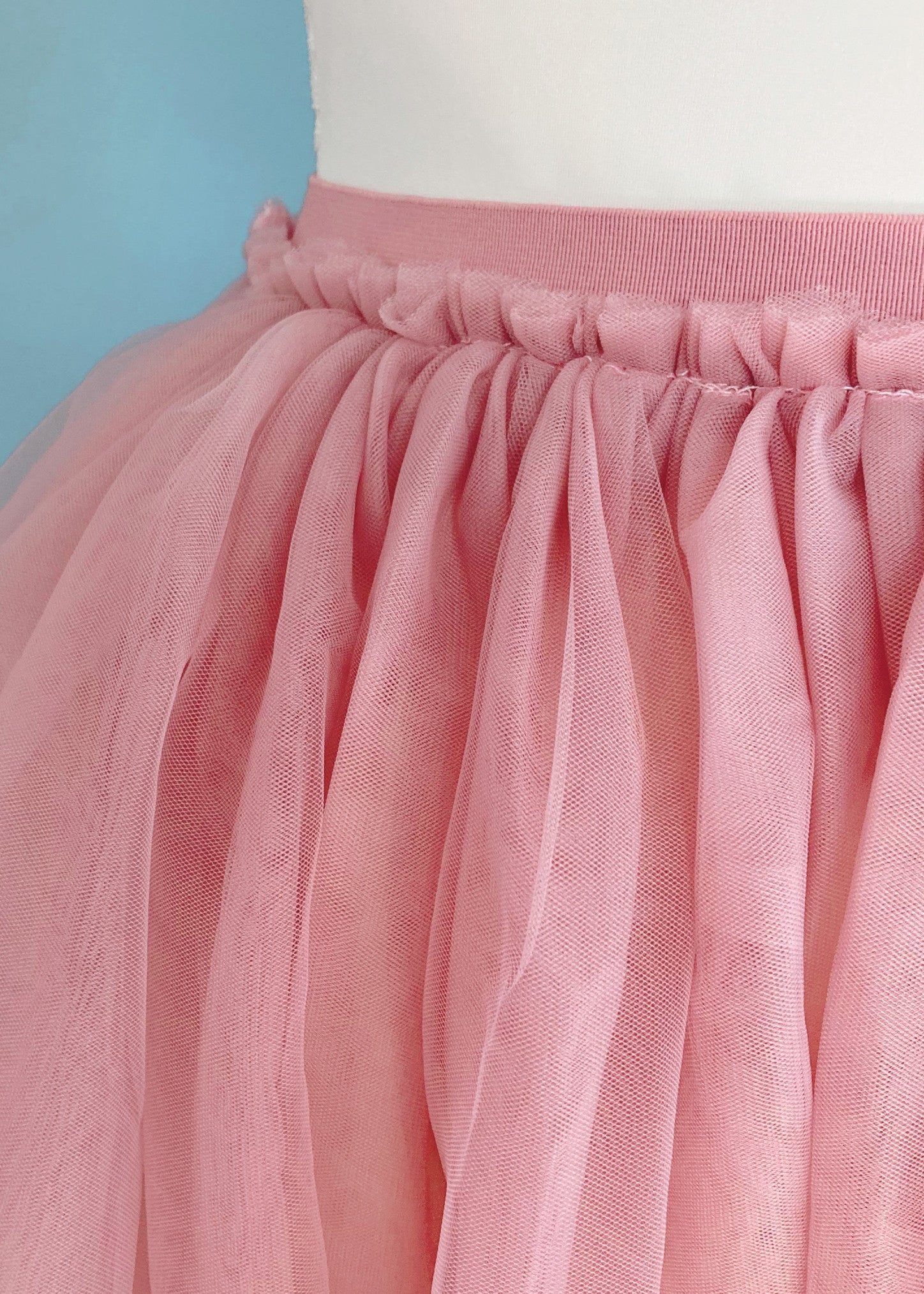 Long Tutu Carlotta - Pull-Up Tulle long romantic Tutu dusty pink details